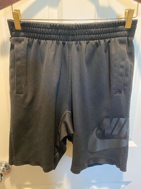 Nike SB Black Athletic Shorts